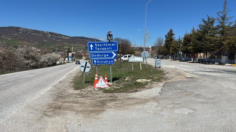 Bozüyük Tavşanlı Yolunda Yönlendirme Levhaları Yenilendi 13529