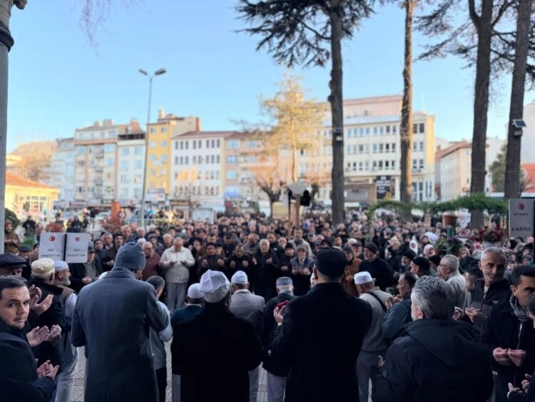 Bozüyük’te Duygusal Hac Uğurlaması 13267