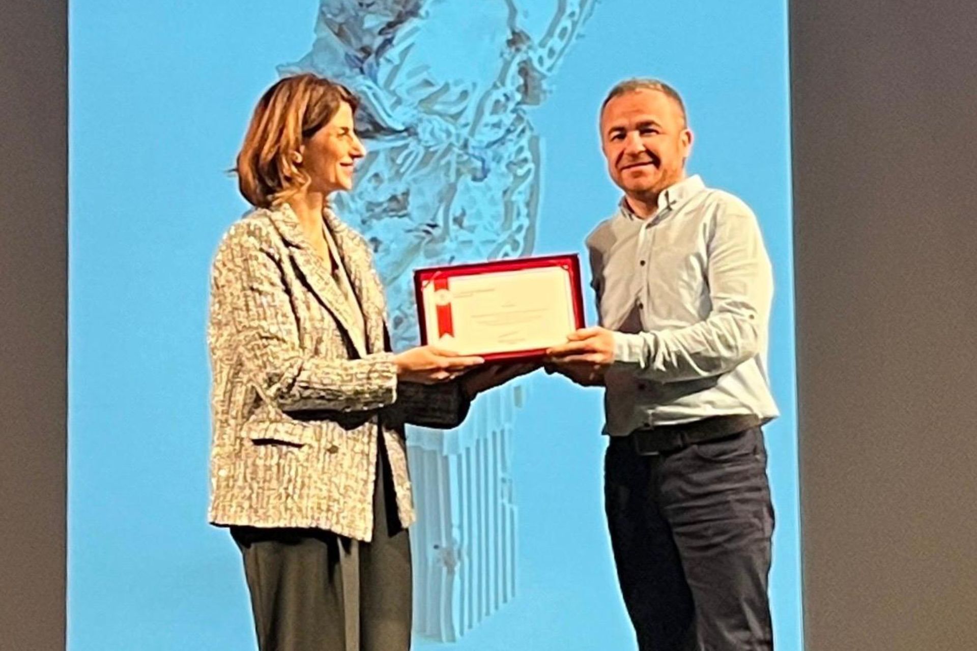 Bşeü’lü Akademisyene Devlet Yarışmasında Büyük Başarı 13002