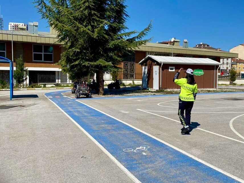 Ertuğrulgazi İlkokulu Öğrencilerine Trafik Eğitimi 12786