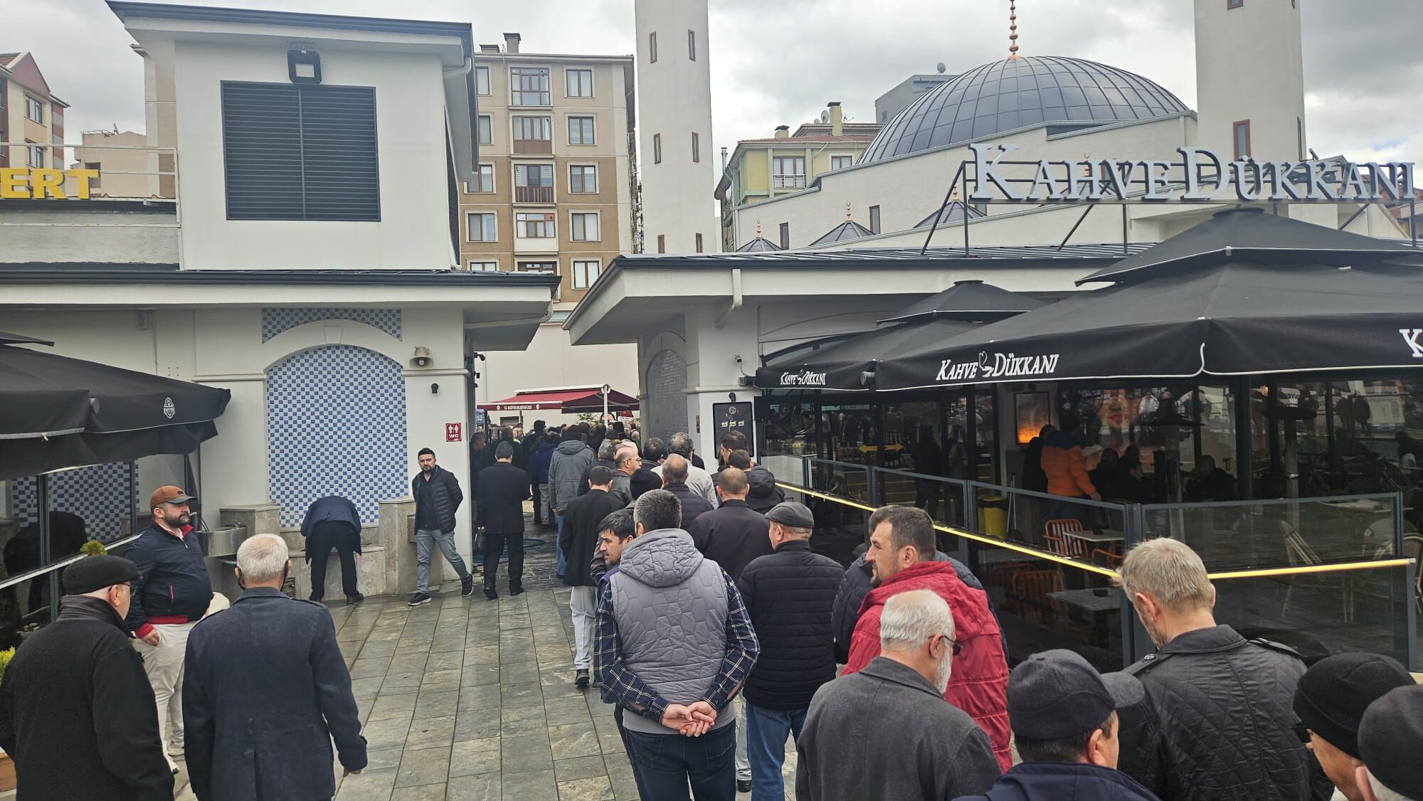 Hacı Ahmet Baba Son Yolculuğuna Uğurlandı 12590