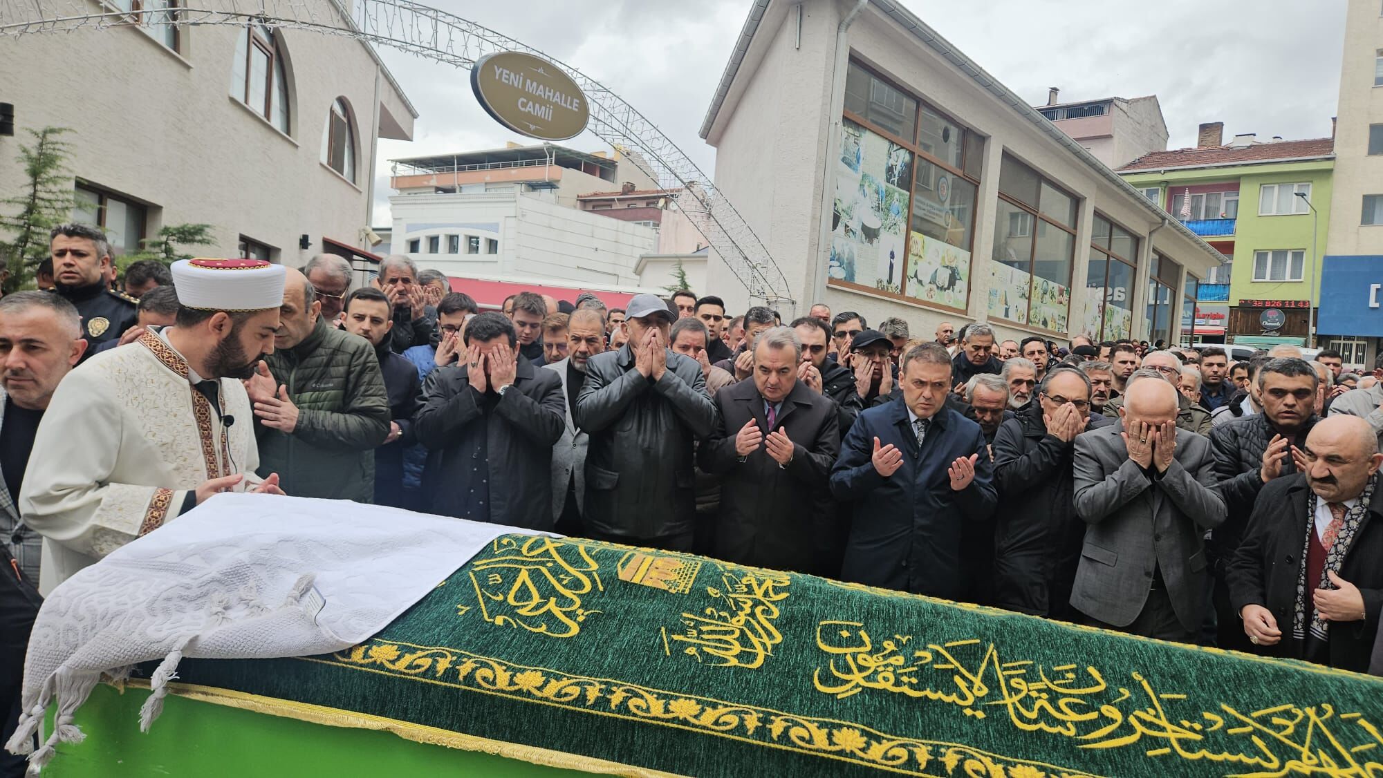 Hacı Ahmet Baba Son Yolculuğuna Uğurlandı 12595