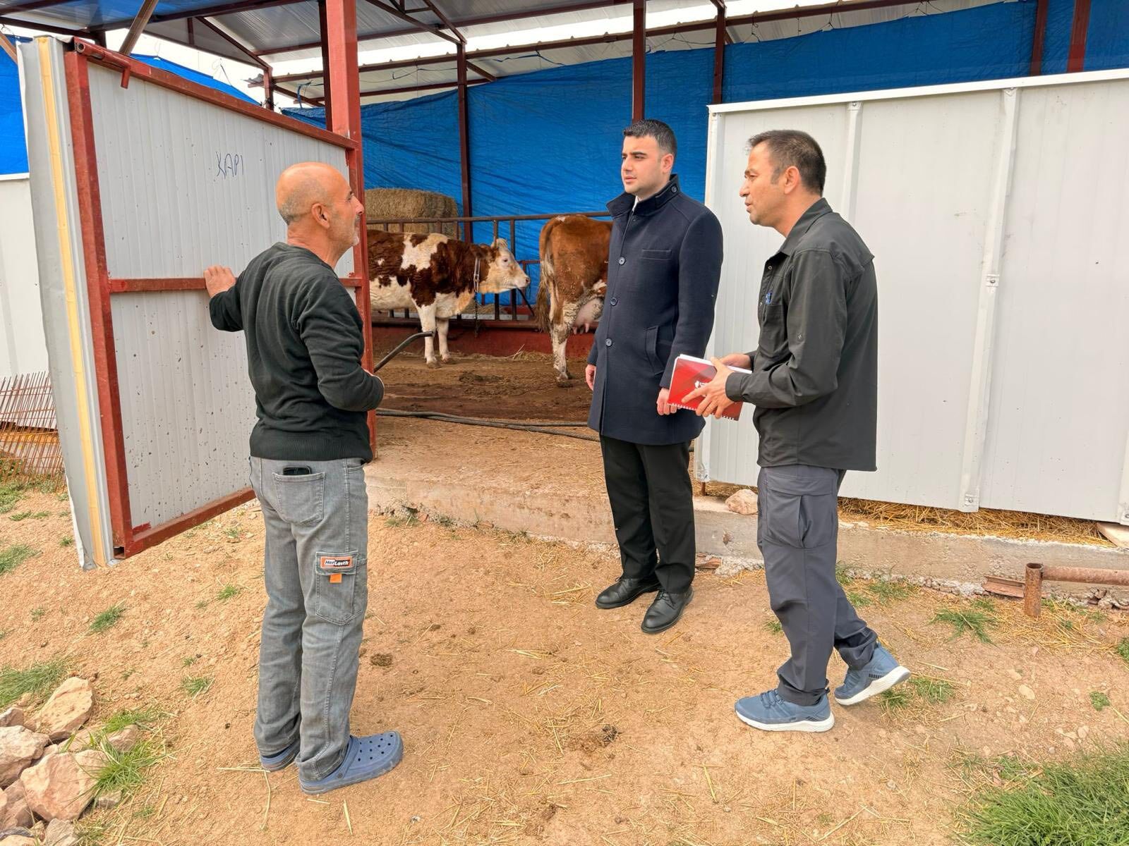 Kaymakam Kılıç, Yangından Etkilenen Vatandaşları Ziyaret Etti 13155