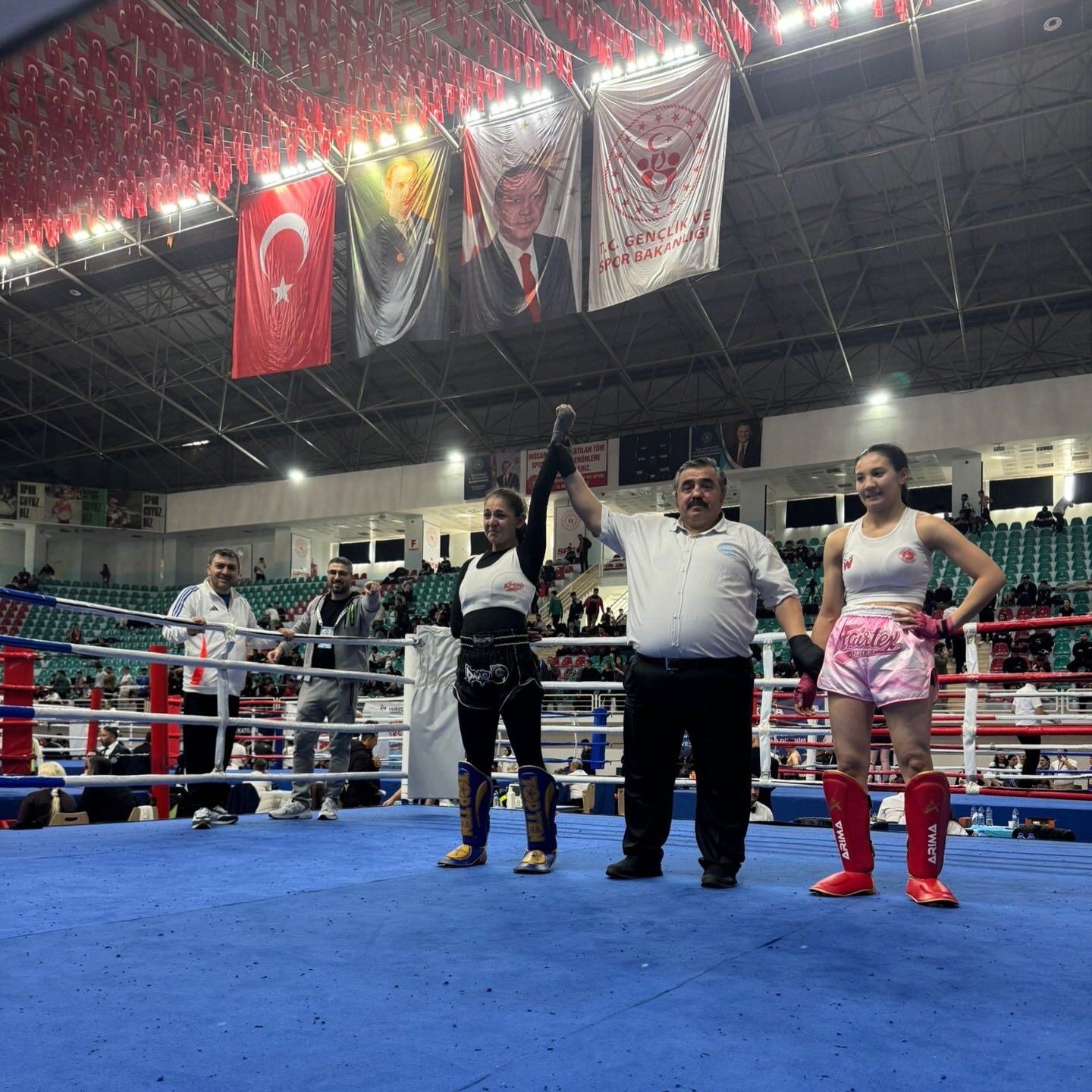 Kick Boks Şampiyonasında Bilecik Rüzgârı 12839