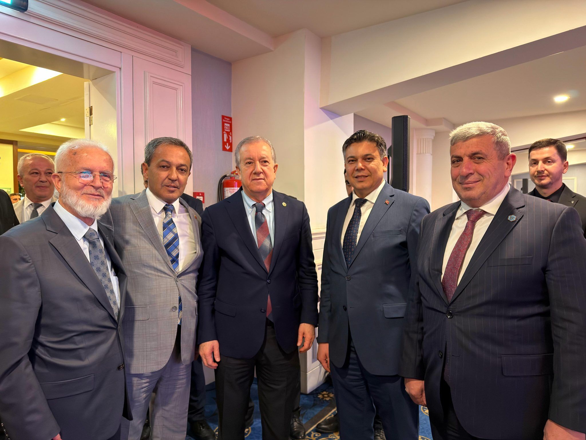 Mhpli Başkanlardan Mesaj 13271