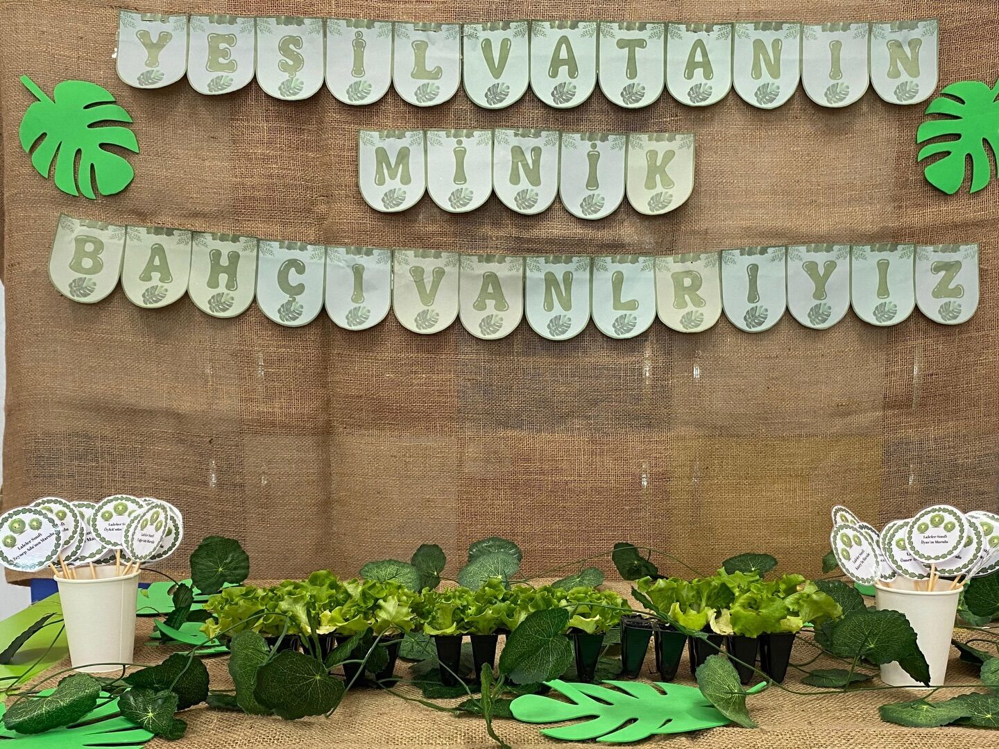 Minik Ellerle Toprağa Umut Ekildi 13082