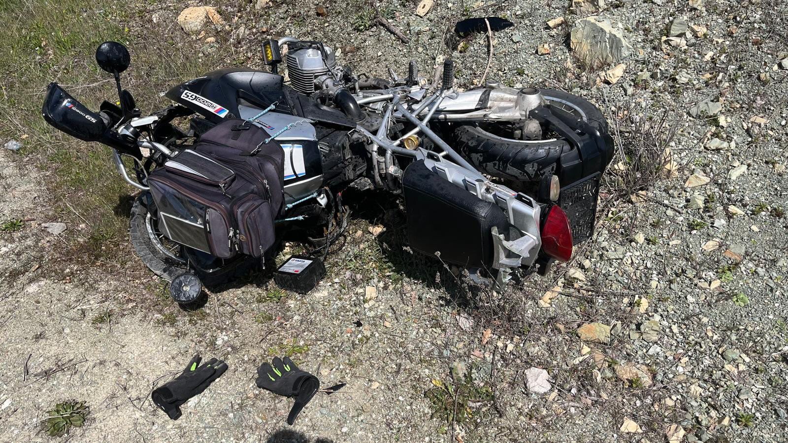 Motosiklet Tarlaya Devrildi 1 Yaralı 13058