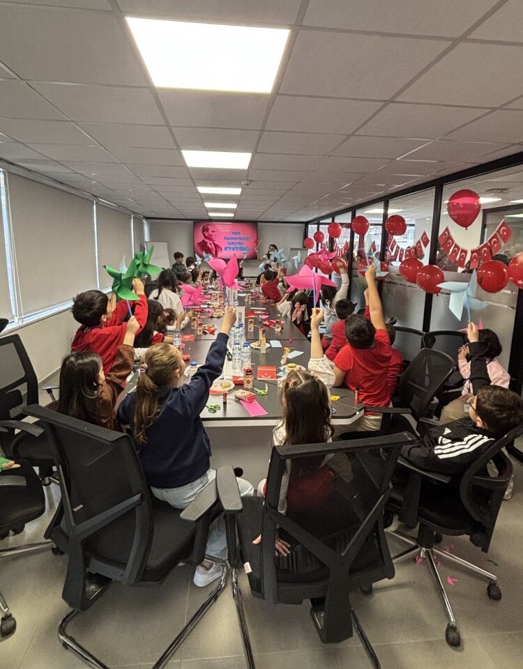 Oepsaş’ta 23 Nisan Renkli Geçti 13616