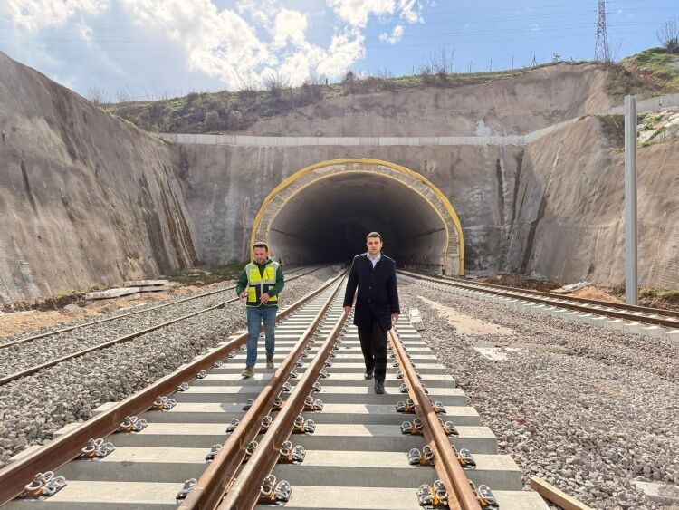 Osmaneli–Bursa–Bandırma Yht Hattında Son Viraj 12575