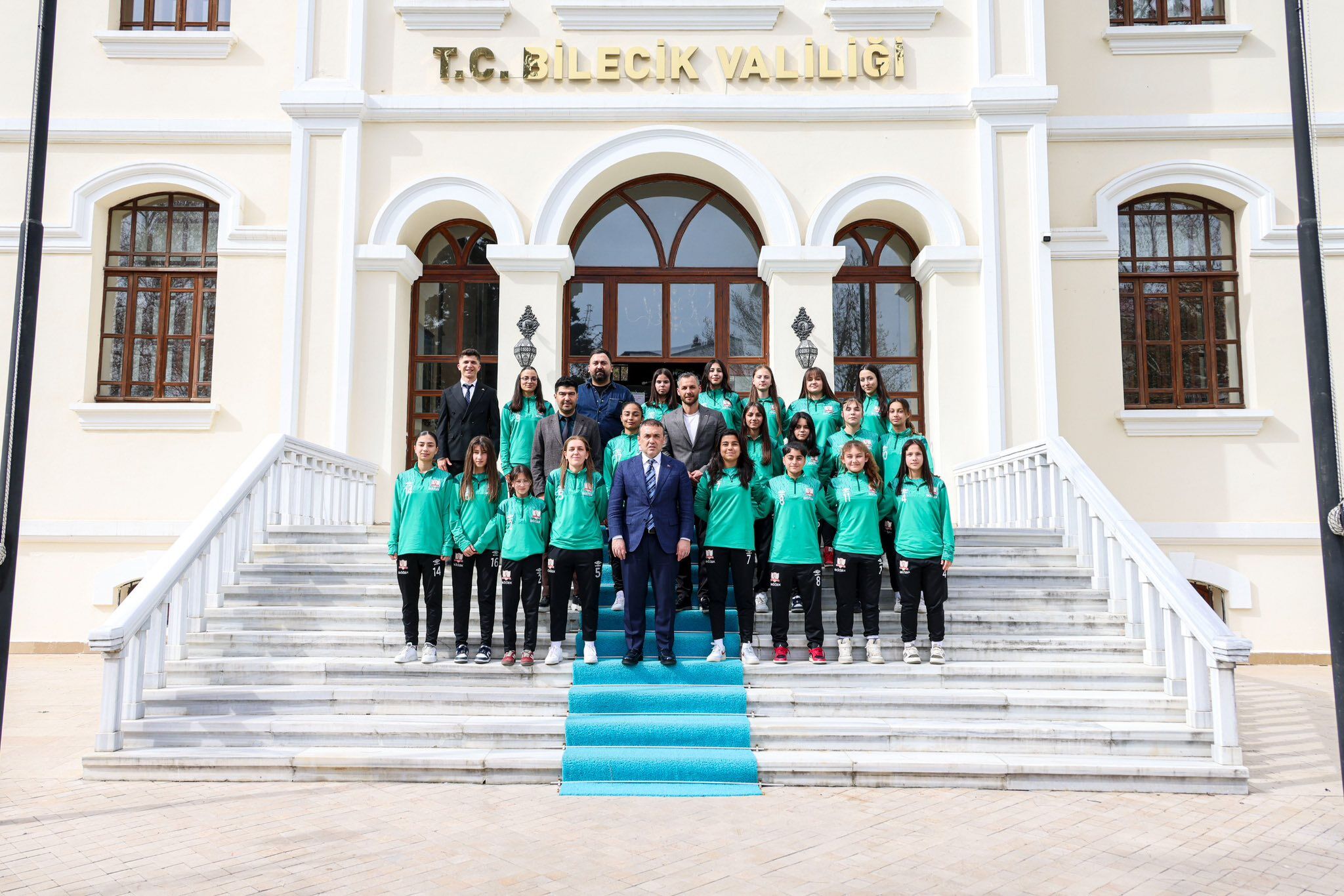 Şampiyon Sporculardan Vali Sözer’e Ziyaret 13150