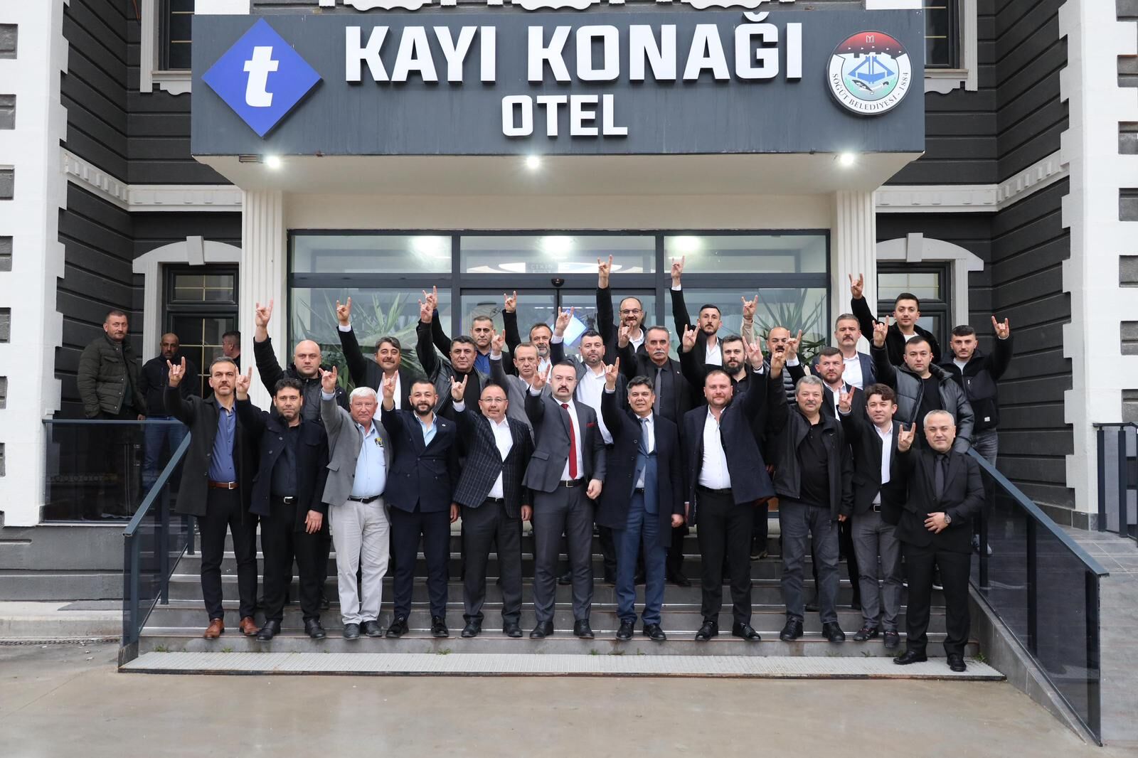 Sevilen İsim İl Başkanı Oldu 13374