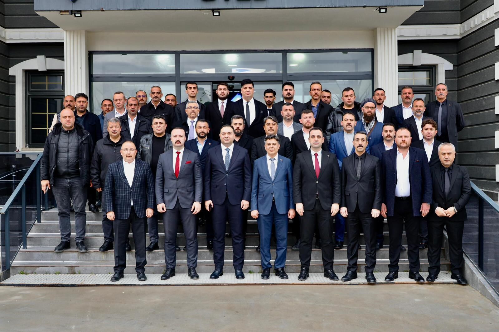 Sevilen İsim İl Başkanı Oldu 13377