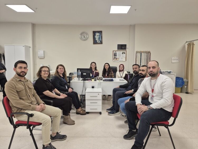 Şifa İçin Emek Veren Ellere Teşekkür 13077