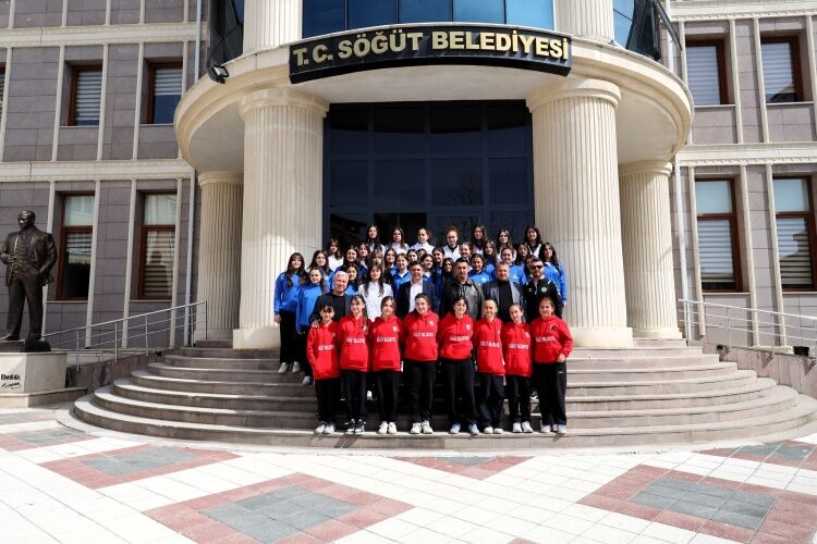 Söğüt Spor’dan Başkan Durgut’a Ziyaret 13088