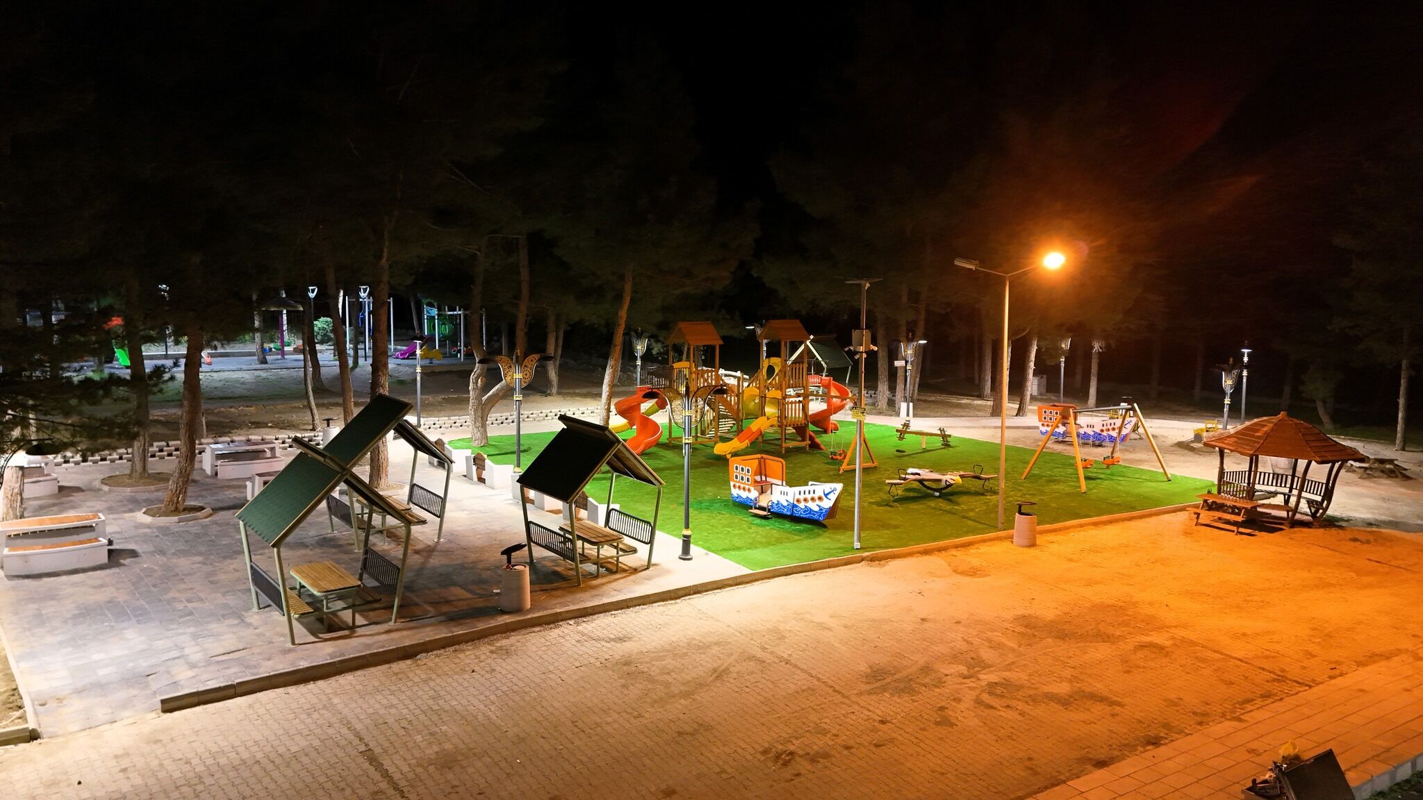 Söğütte Tarihi Alana Modern Dokunuş 13310