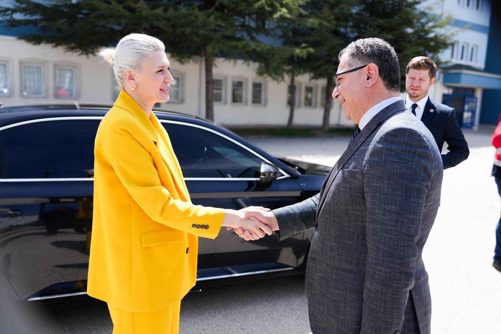 Subaşıdan Geçmişe Dokunan Hizmet 13070