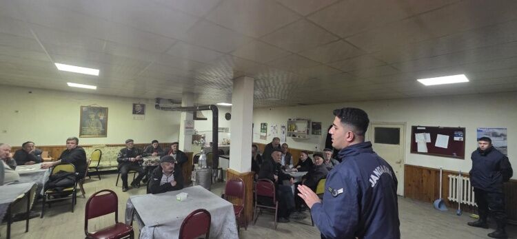 Tüm Ilçelerde Tek Tek Vatandaşlara Anlattılar 12771