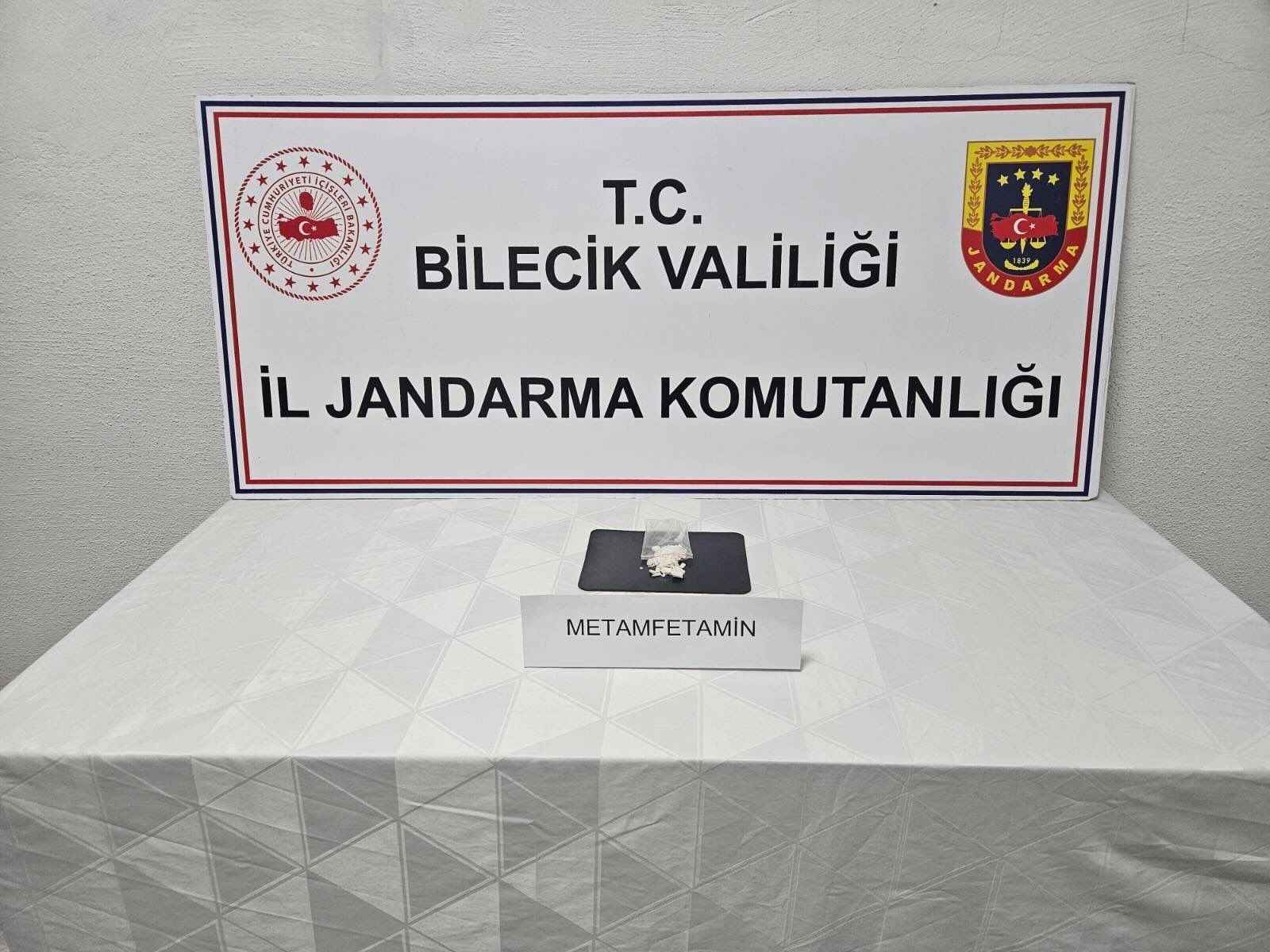 Üzerinde Metamfetamin Il Yakalandı 13057