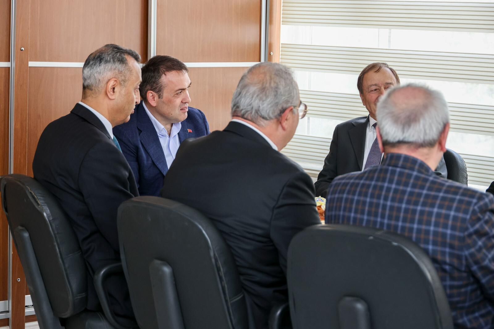 Vali Sözer Devlet Her Zaman Esnafın Yanında 12852