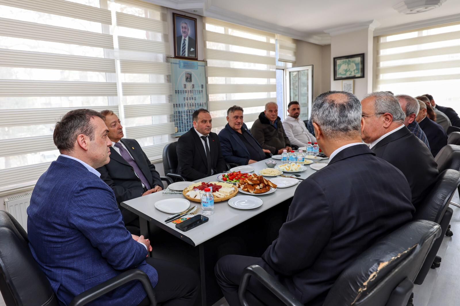 Vali Sözer Devlet Her Zaman Esnafın Yanında 12854