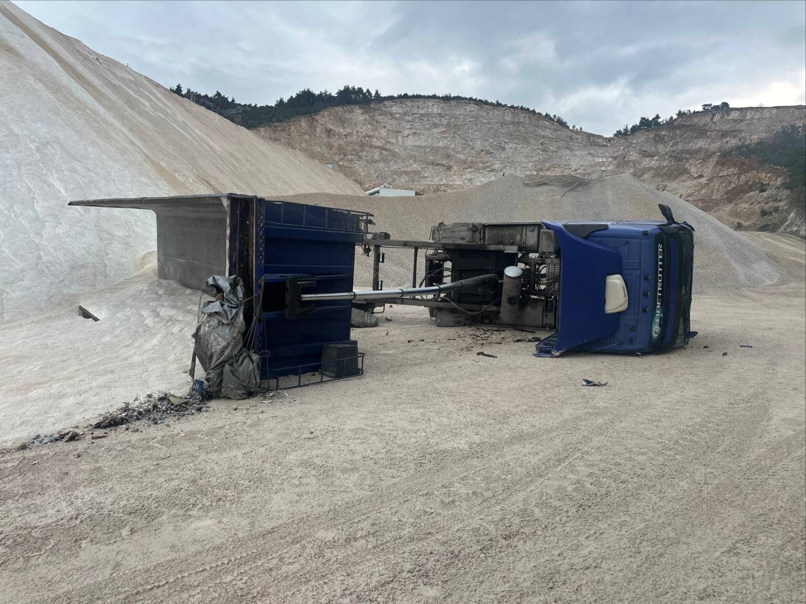 Whatsapp Image 2026 04 04 At 20.53.45