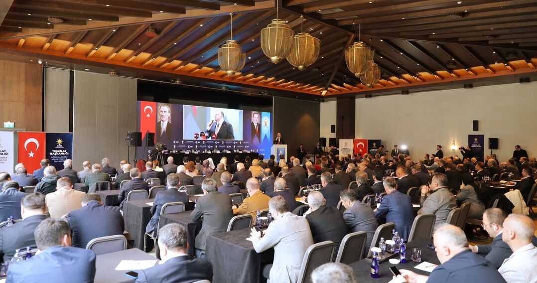 Ak Partide Doğu Marmara Bölge Strateji Kampı 13819