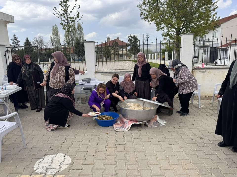 Başkan Tekin’den Halkla İç İçe Hıdırellez 14206
