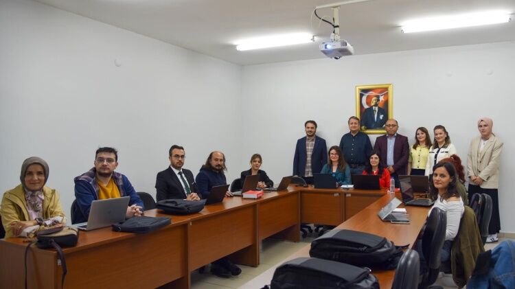Bilecik Şeyh Edebali Üniversitesi’nde “Mendeley” Ile Dijital Kaynak Yönetimi Eğitimi 14003