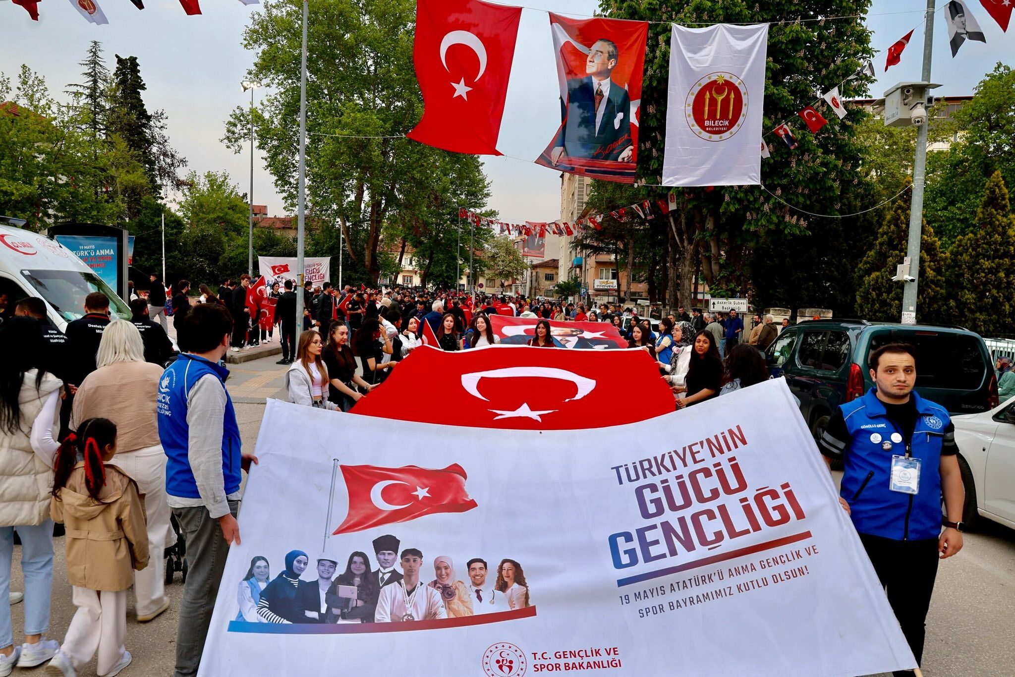 Bilecik’te 19 Mayıs Gecesi Meşalelerle Tarihe Yazıldı 14742