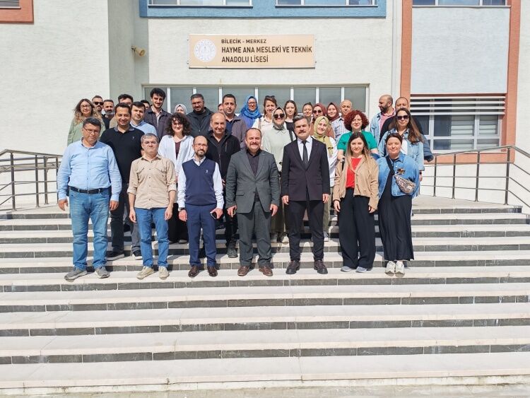 Bilecik’te Mesleki Eğitim İçin Rehber Öğretmenlere Bilgilendirme Toplantısı 14298