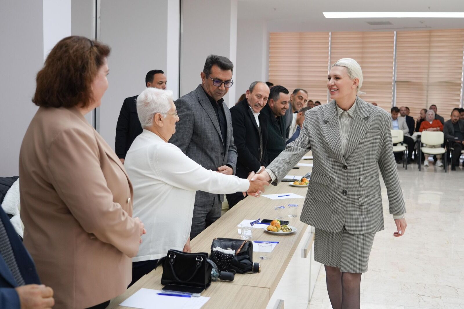 Bilecik’te Muhtarlarla İstişare Toplantısı 13883