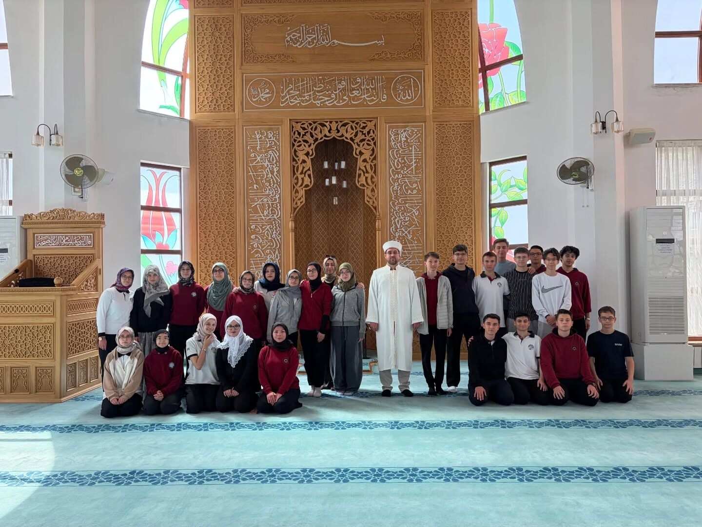 Bozüyük Fen Lisesi Öğrencilerinden Kuveyt Camii’ne Anlamlı Ziyaret 14497