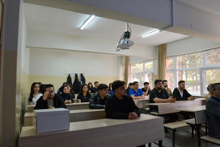 Bşeü’de Demir Çelik Sektörü Akademik Ve Endüstriyel Boyutlarıyla Ele Alındı 14472