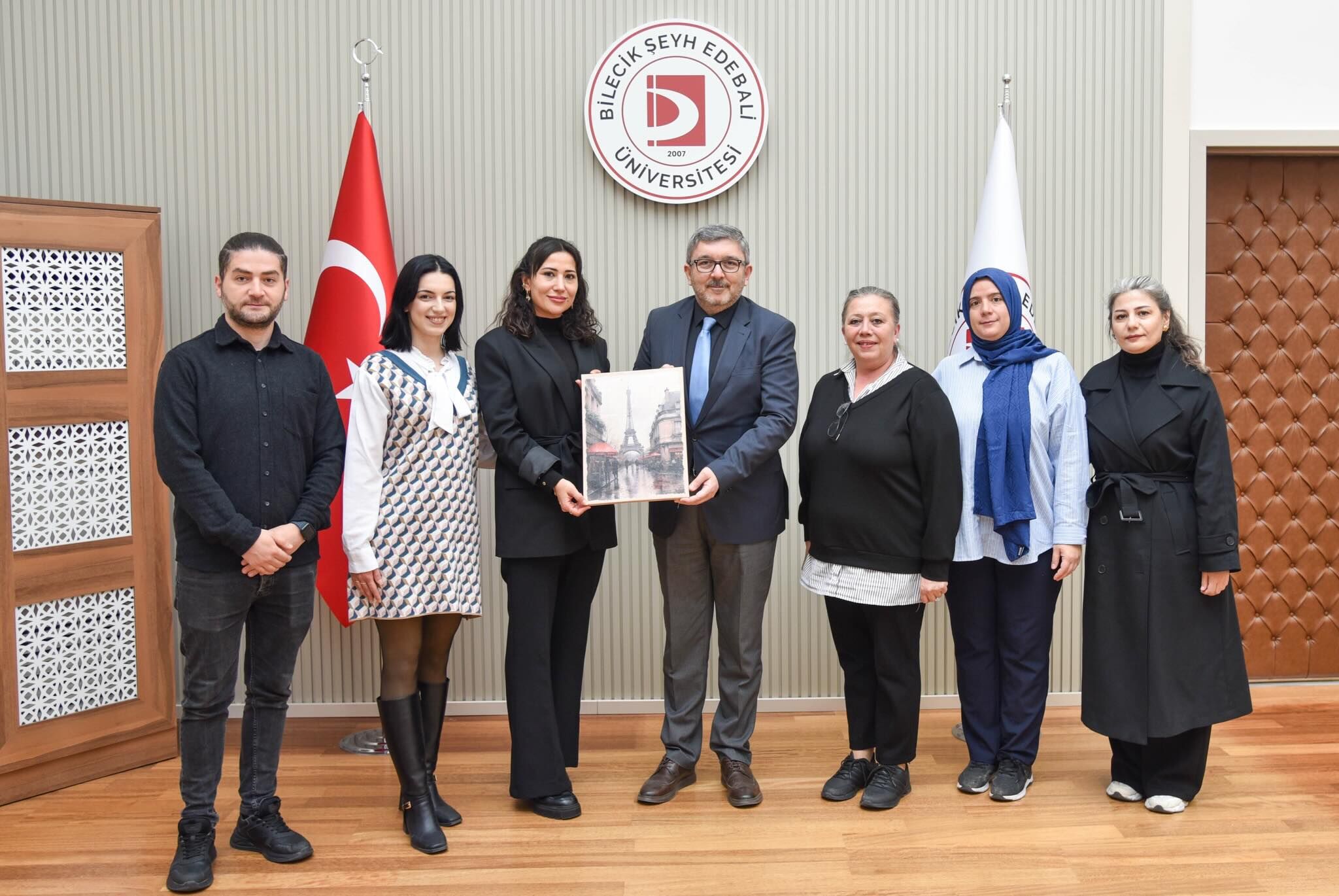 Farkındalık İçin Güç Birliği 13850