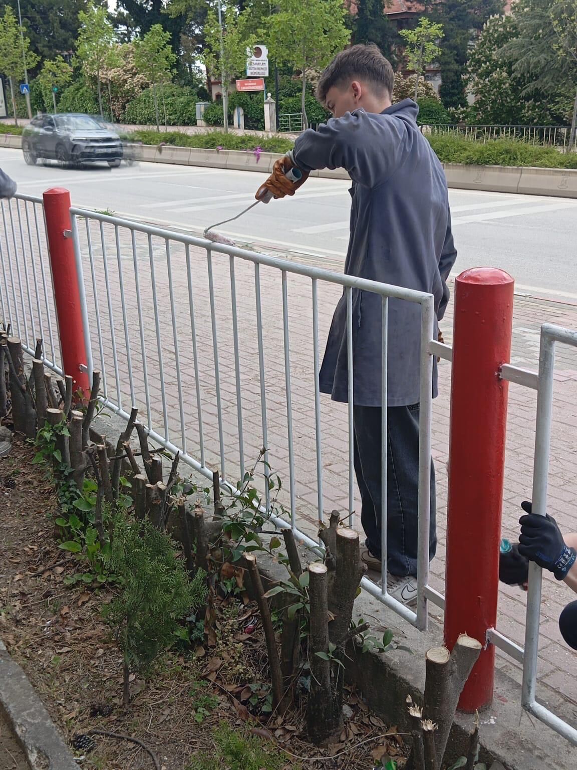 Geleceğin Ustaları Okullarını Güzelleştirdi 14293