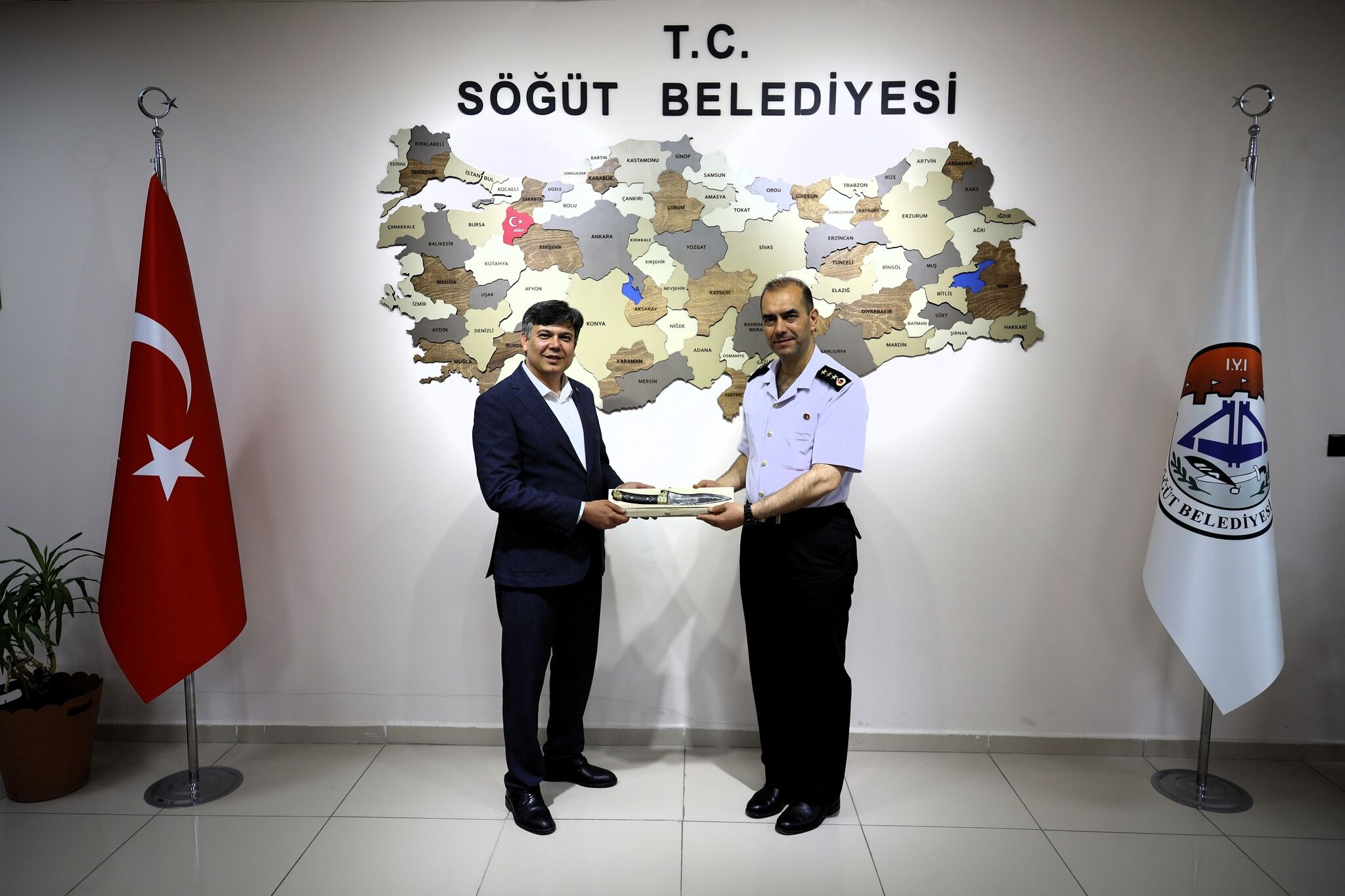 Jandarma Başmüfettişi Arı’dan Söğüt Belediyesine Ziyaret 14820