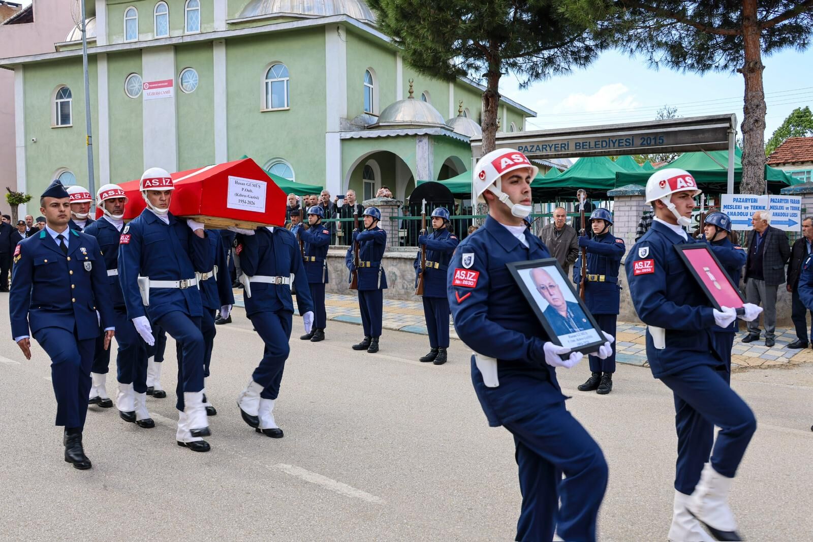 Kıbrıs Gazisi Son Yolculuğuna Uğurlandı 14611