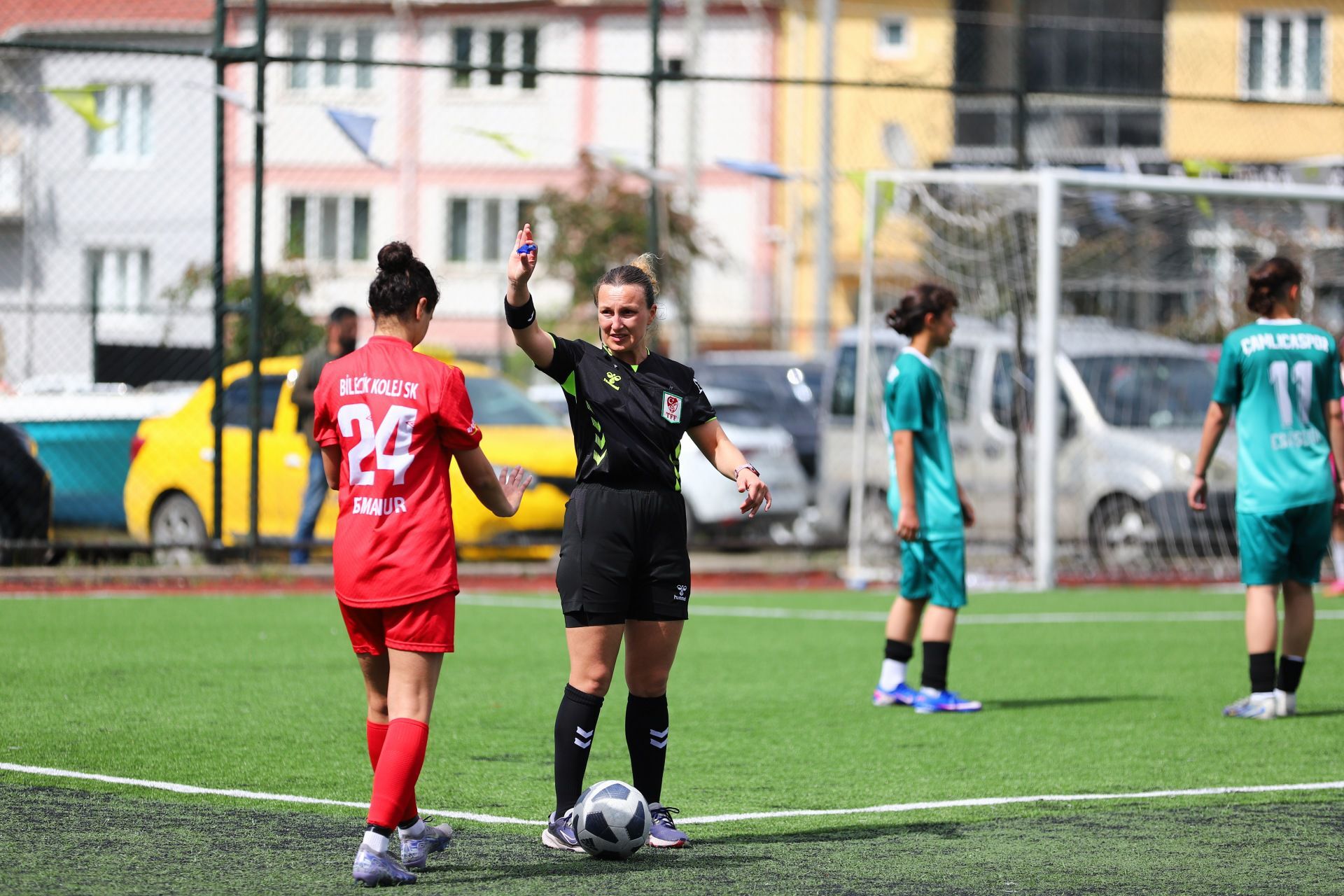 Kolej Spor, Deplasmandan Lider Döndü 14603