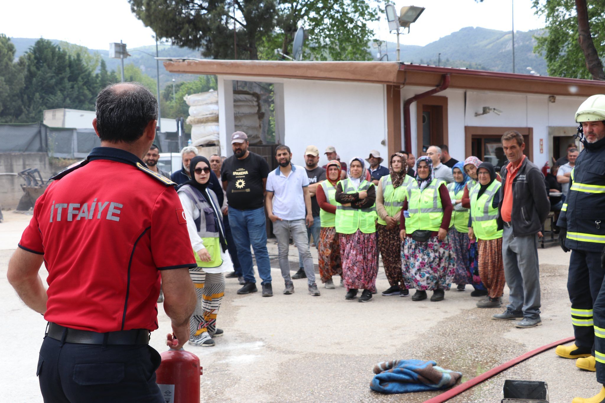 Osmaneli Belediyesi Personeline Yangın Eğitimi Ve Tatbikatı 14461