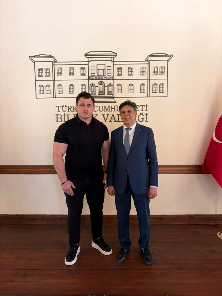 Rıza Kayaalp Ve Başkan Durgut Bir Araya Geldi 14388
