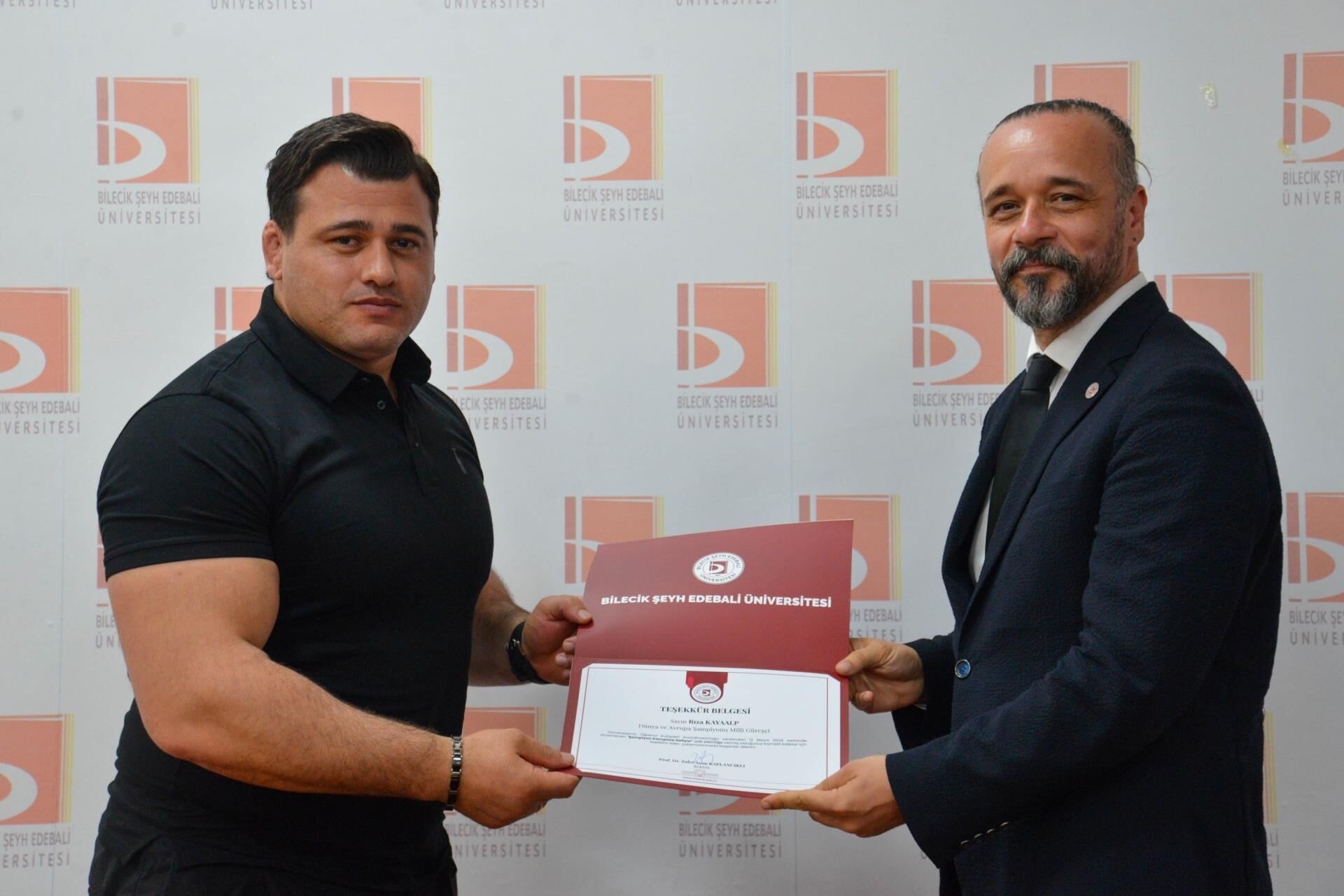 Rıza Kayaalp’ten Öğrencilere Altın Tavsiyeler 14357