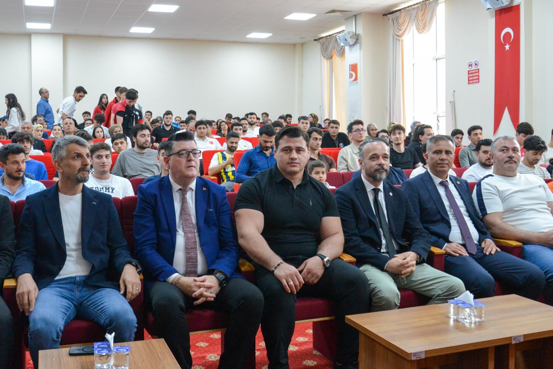Rıza Kayaalp’ten Öğrencilere Altın Tavsiyeler 14360