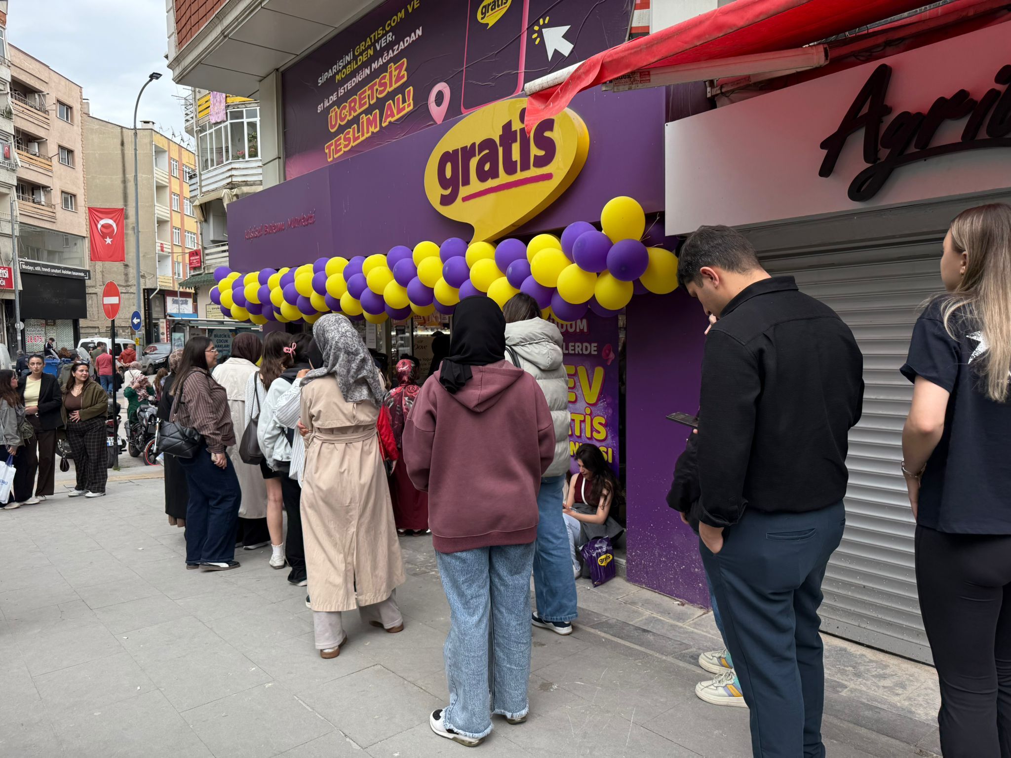 Rujdan Kreme Herkes Sırada 14110