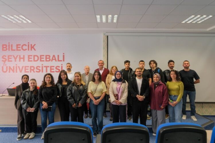 Şeyh Edebali Üniversitesinde “Milli Mücadele Ve Atatürk” Konferansı Düzenlendi 14795
