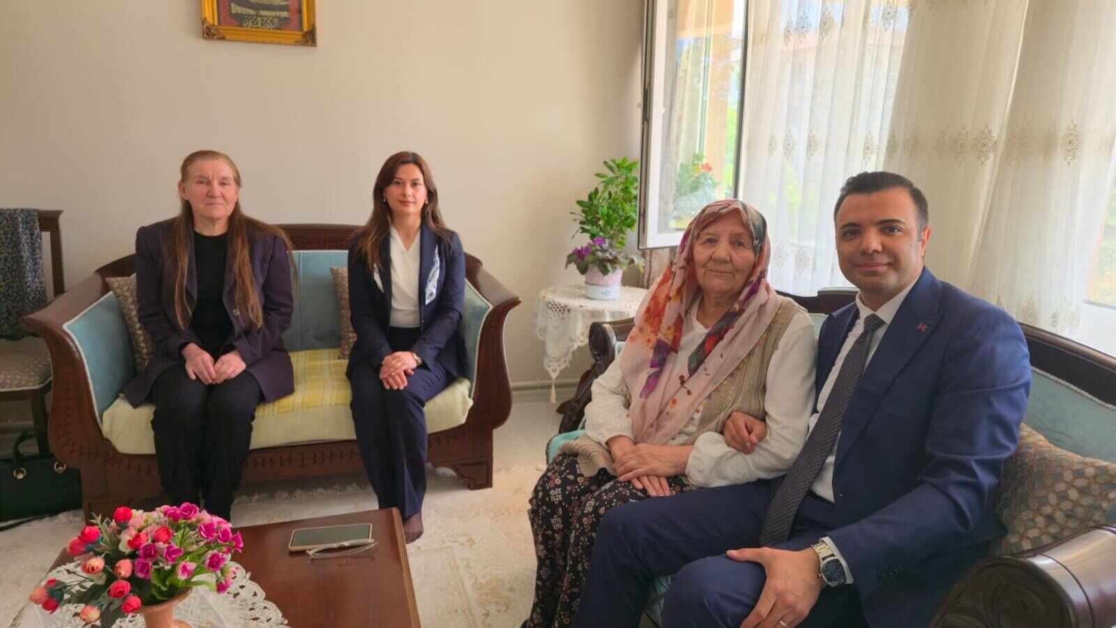 Söğüt’te Şehit Annelerine Anlamlı Ziyaret 14330