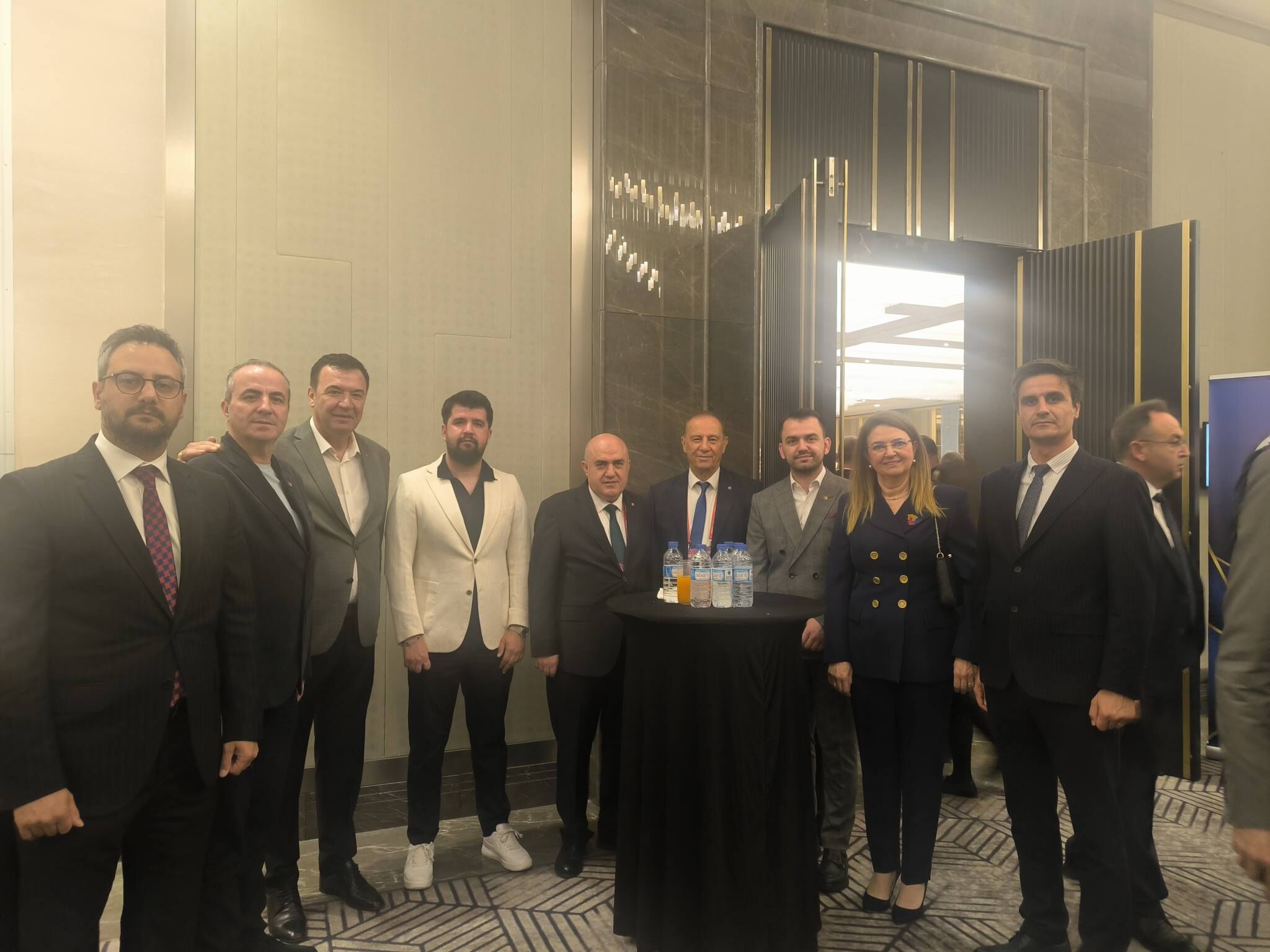 Tobb Zirvesine Bilecik Damgası 14864
