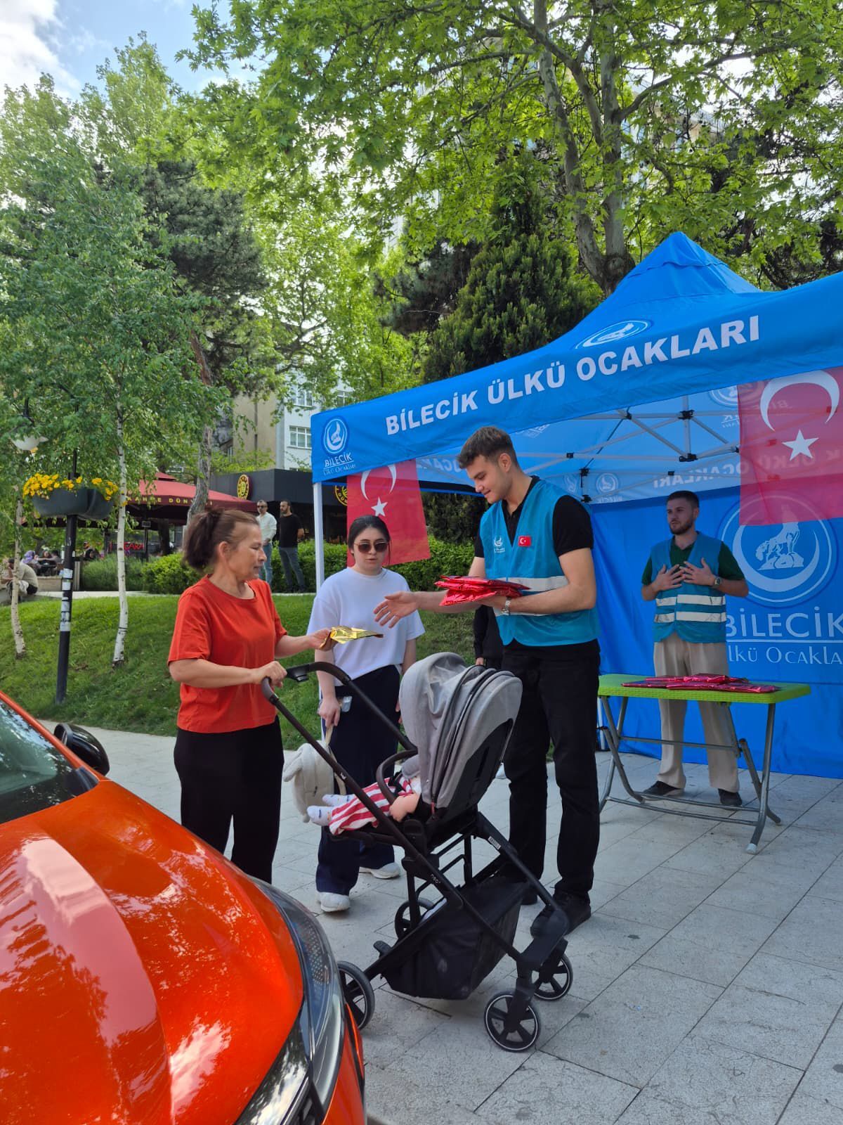 Ülkü Ocakları’ndan Anneler Günü’nde Anlamlı Jest 14181