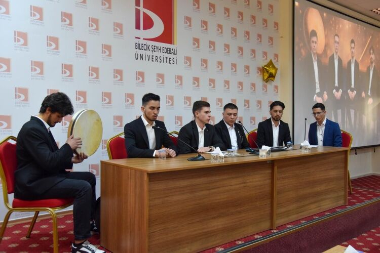 Üniversitede “Arapça’nın Yıldızları” Programı 13999