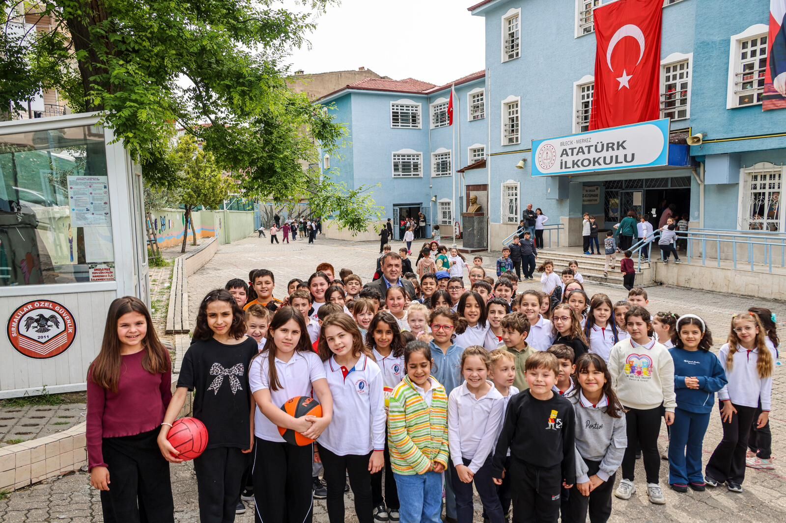 Vali Sözer’den Atatürk İlkokulu’na Sürpriz Ziyaret 14774