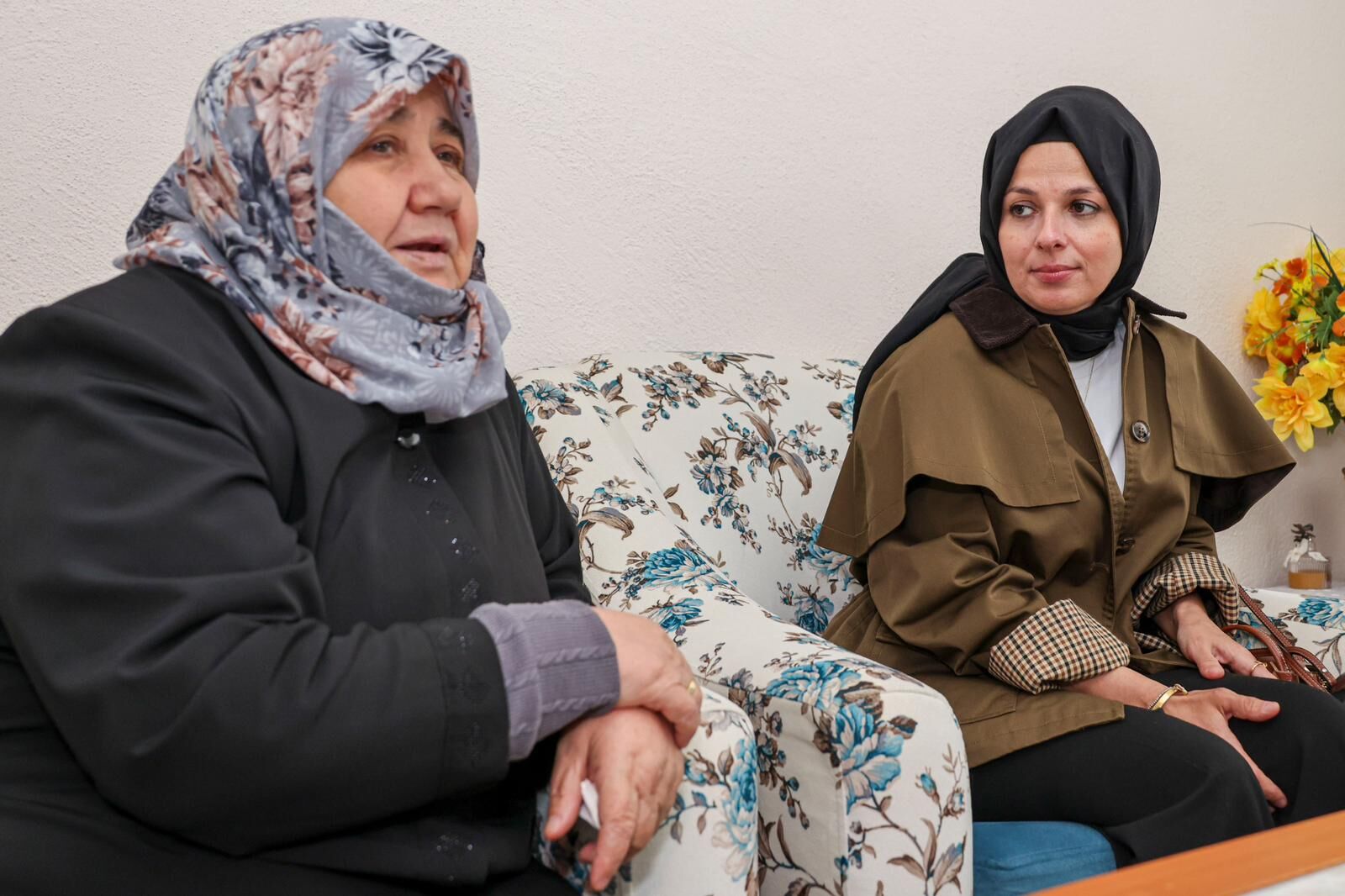 Vali Sözerden Şehit Ailesine Ziyaret 13773